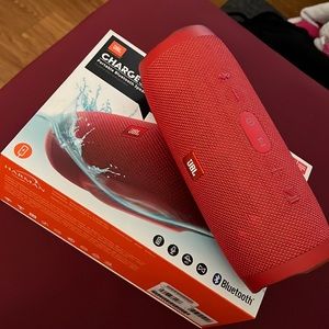 JBL Charge 3